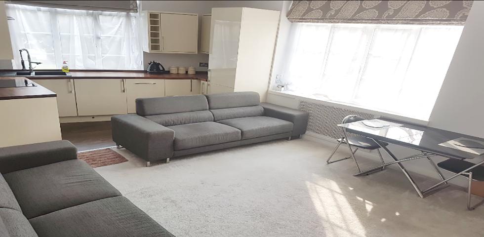 			HEATING and HOT WATER INCLUDED, 1 Bedroom, 1 bath, 1 reception Flat			 Willesden Lane, KILBURN / BRONDESBURY